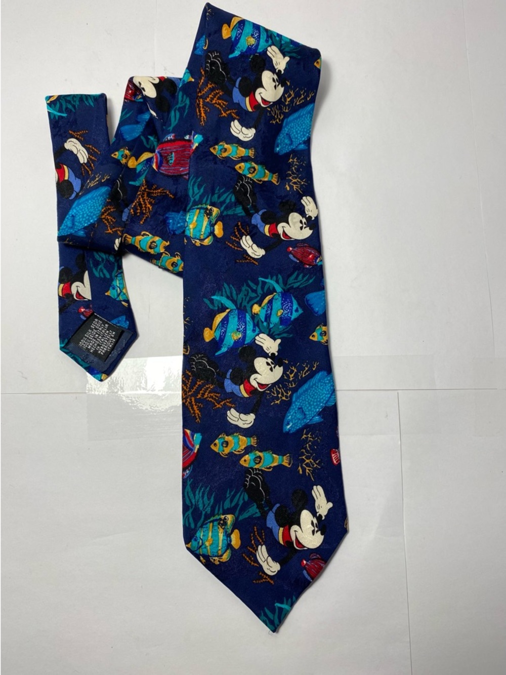 Disney Mickey & Co Silk Tie Mickey Mouse Underwater Scuba Fish Made in Italy